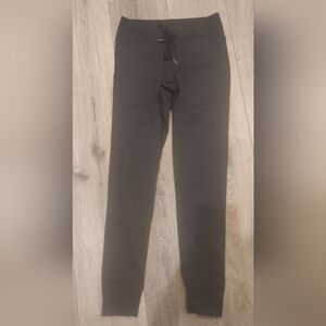 Aerie Chill Play Move Joggers, exercise pants